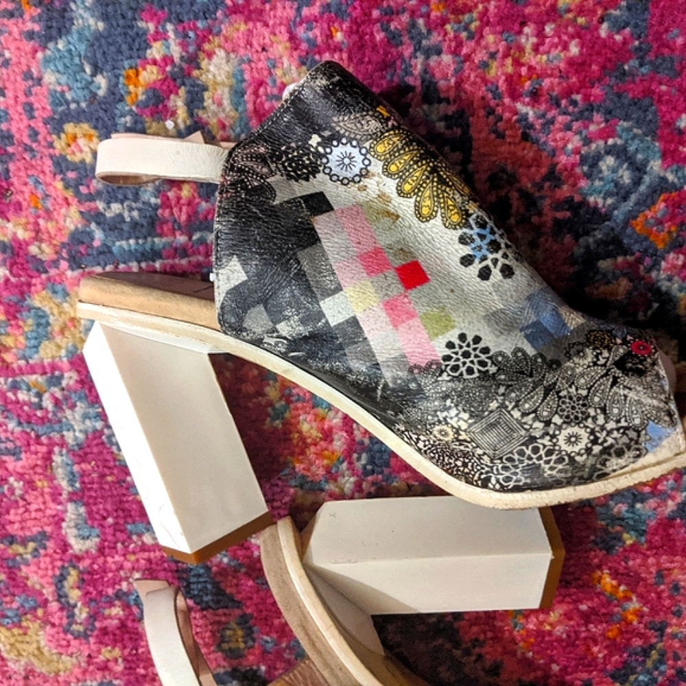 Aldo Rise  Geometric Printed  sandals - Picture 5 of 16